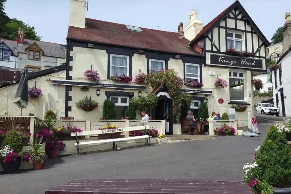 King's Head — Llandudno restaurant guide
